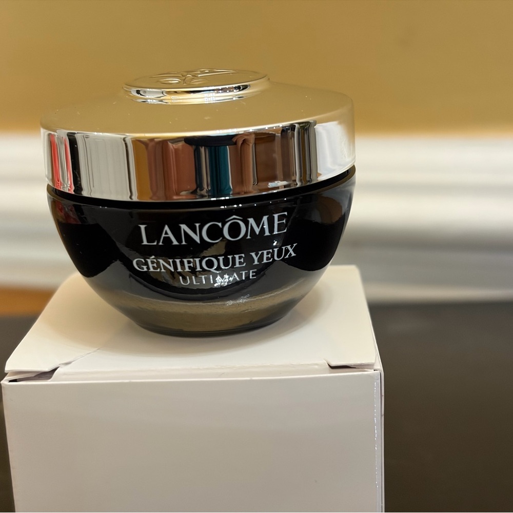 Génifique Yeux Ultimate Eye Cream - Black and Silver